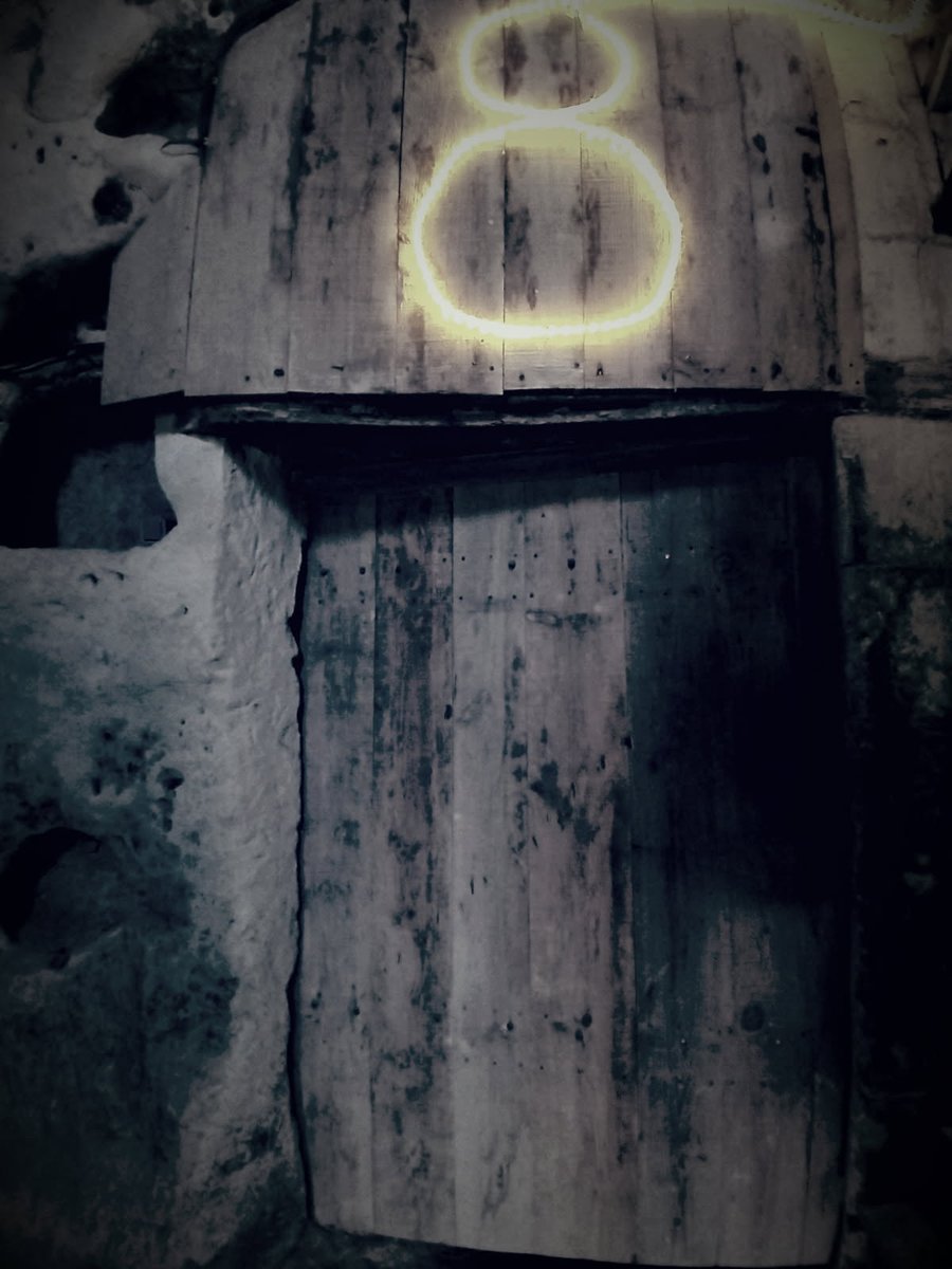 Claus'Troglo — salle d'escape game en cave troglodyte